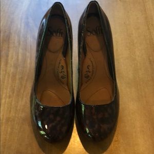 Sofft leopard print patent leather heels NWOT 7.5